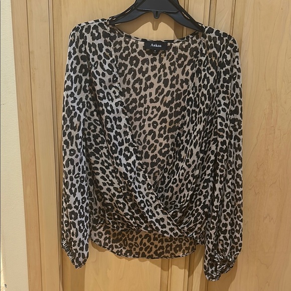 Aakaa Black and gold Wrap Blouse - Picture 1 of 6